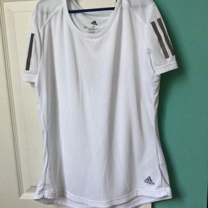 Fantastic work out/running shirt.